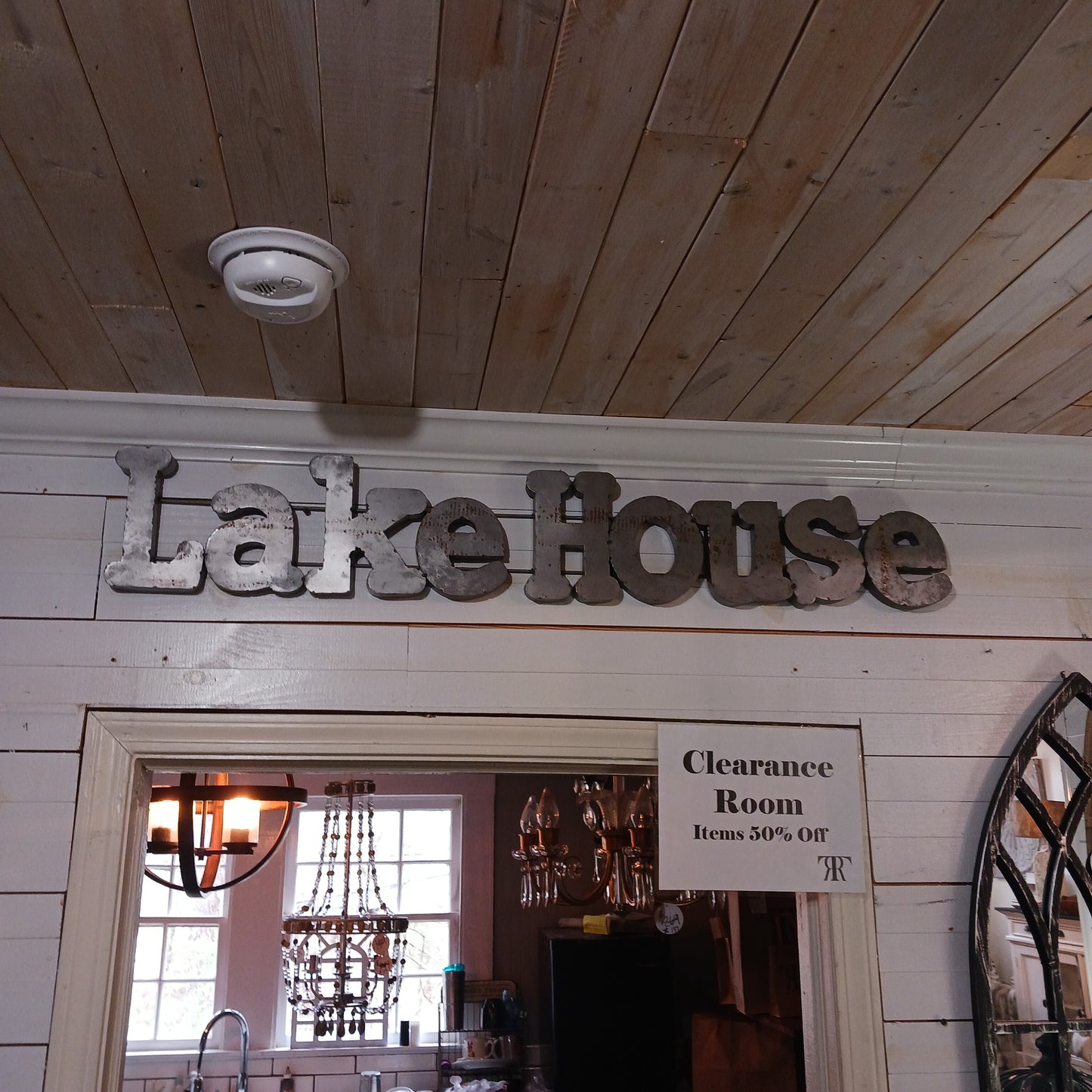 Lakehouse Metal Sign