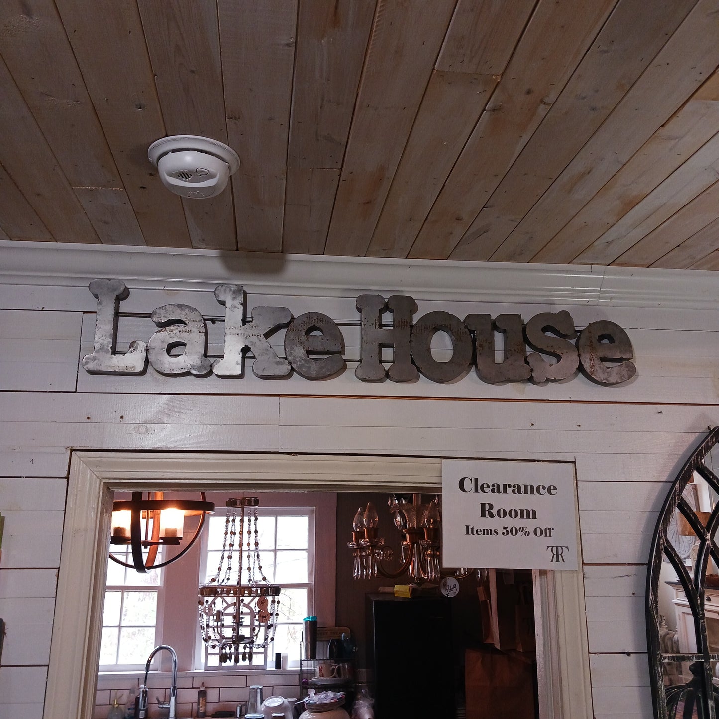 Lakehouse Metal Sign