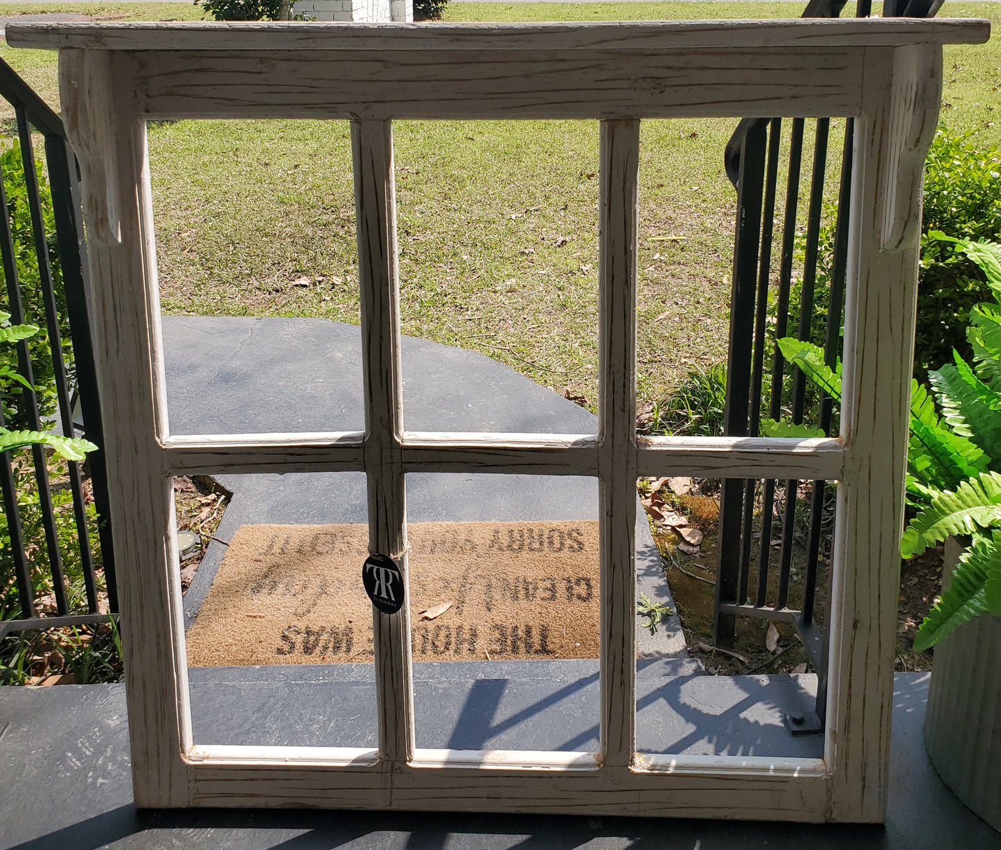 Brindisi Window with Shelf