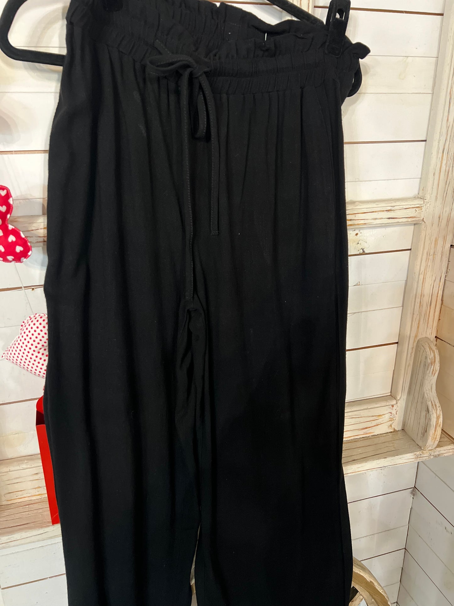 Black stretchy pants