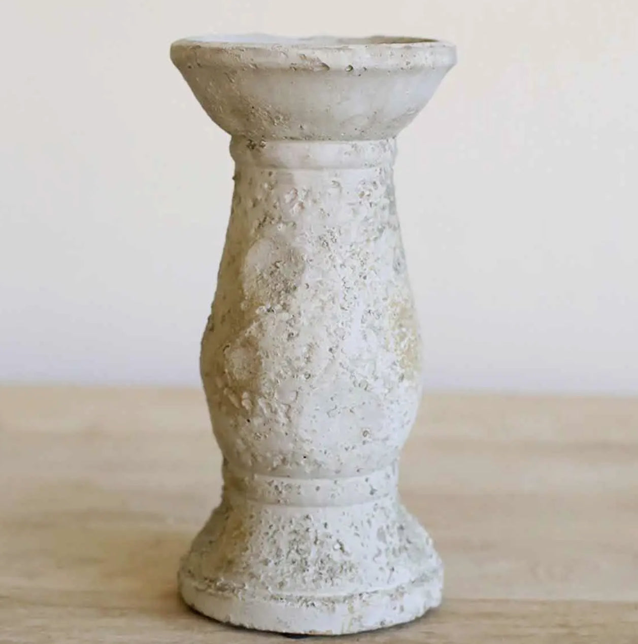 Visby Candle Holder Antique White