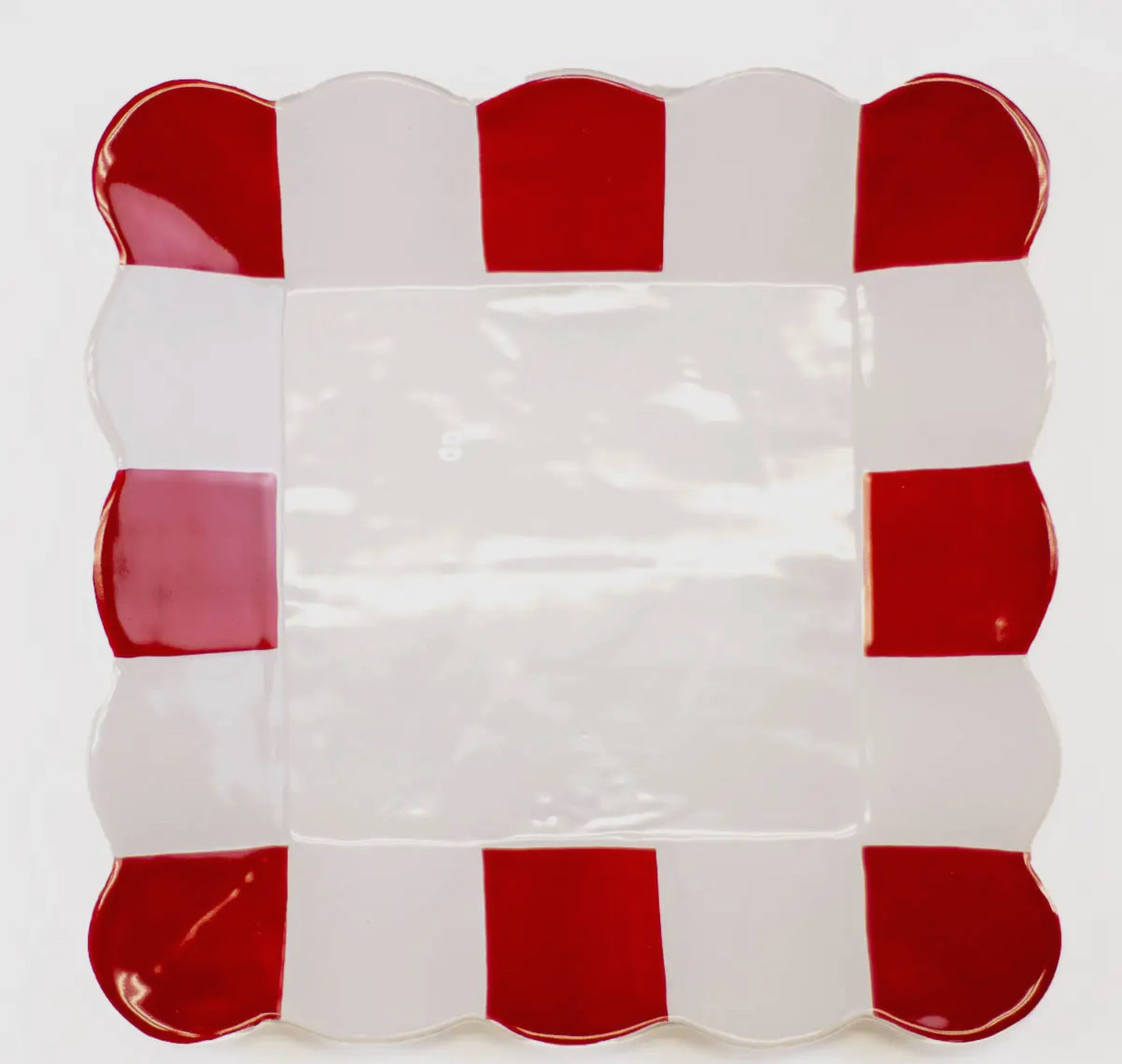 Scalloped square plate white and red