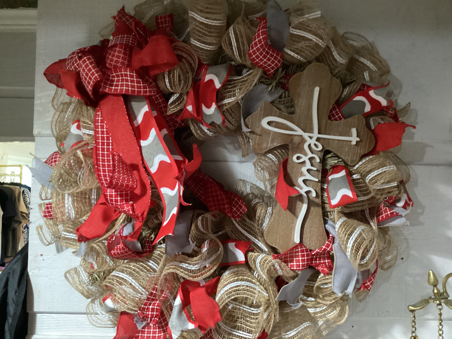 Wreath with cross with Jesus written