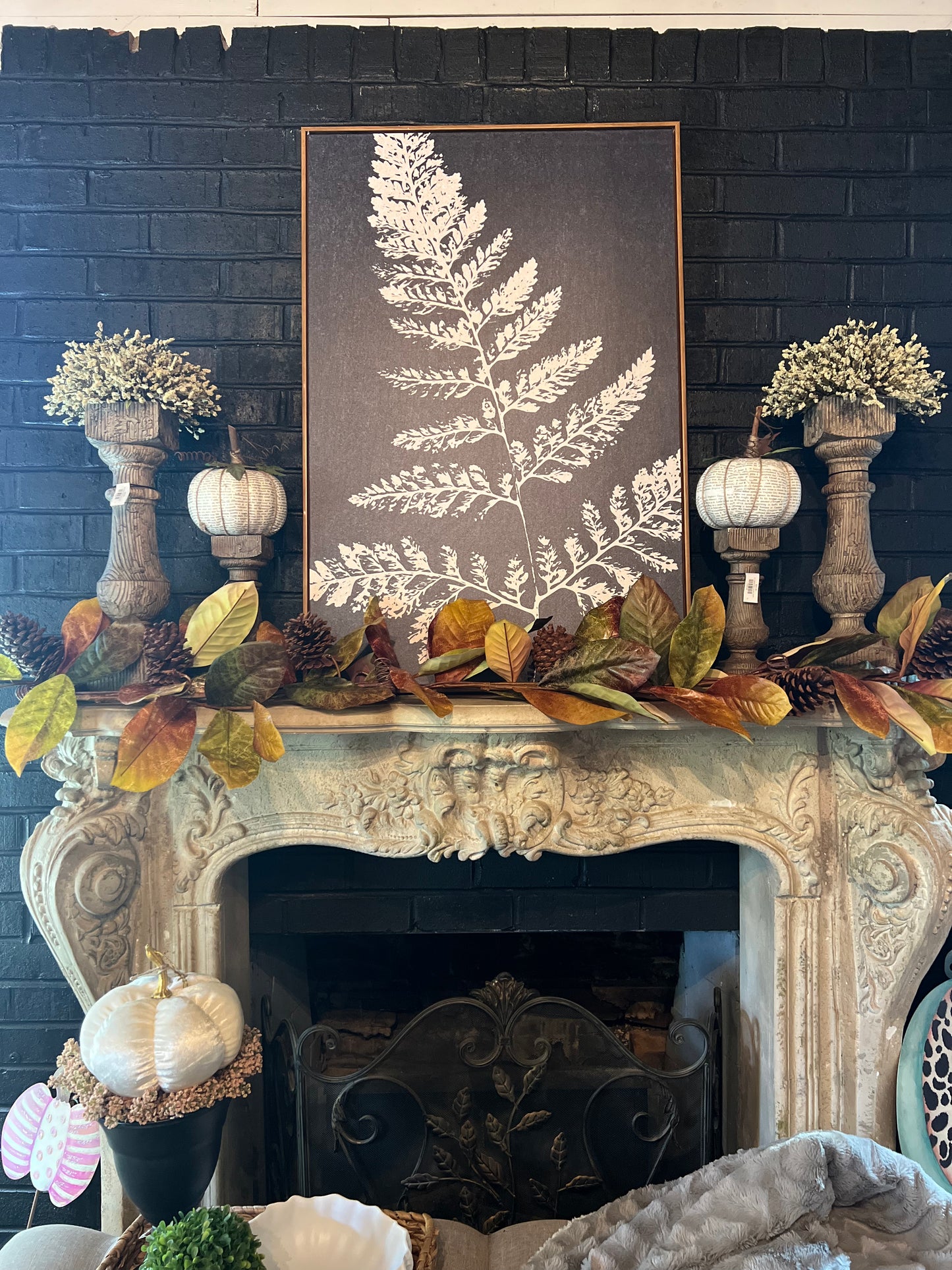 Harvest magnolia leaf pinecone garland