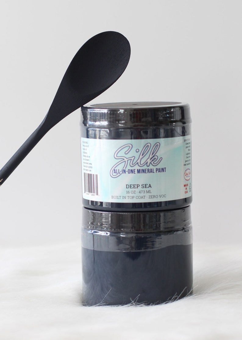 Dixie Belle Silk Paint - Deep Sea