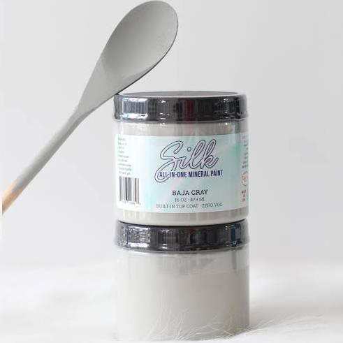 Dixie Belle Silk Paint - Baja Gray