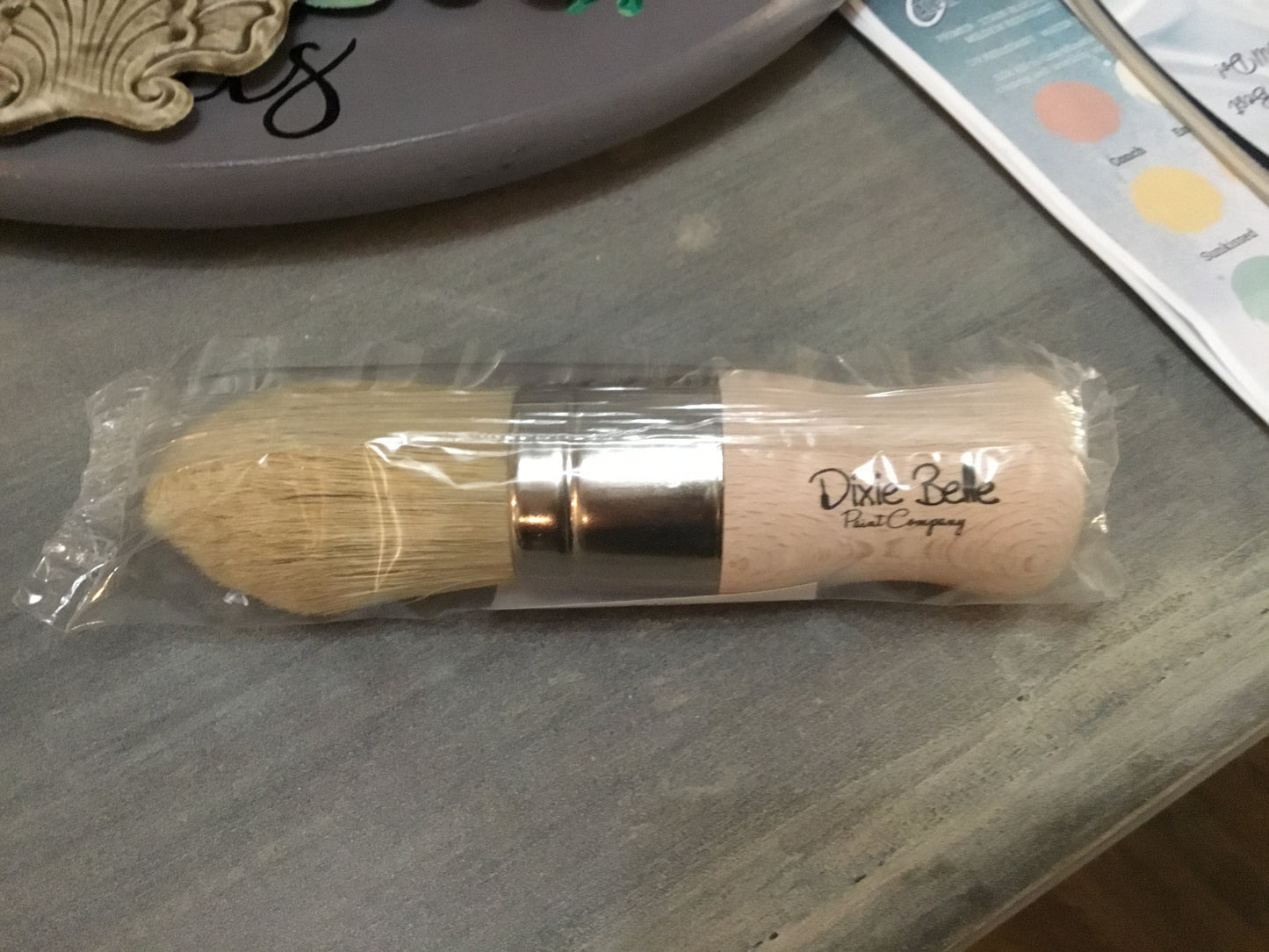 Dixie Belle Paintbrush - LaPetite Brush