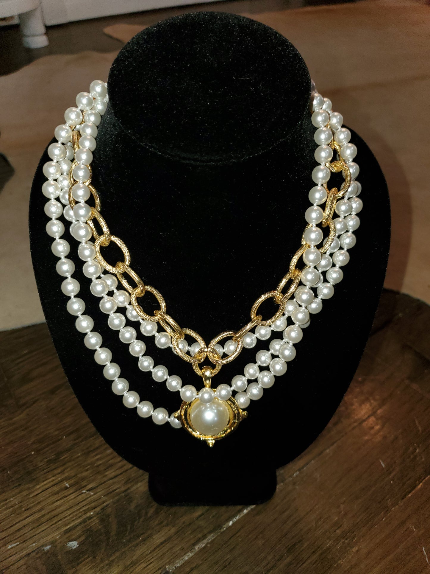 Susan Shaw Pearl Cab Multi-strand Necklace