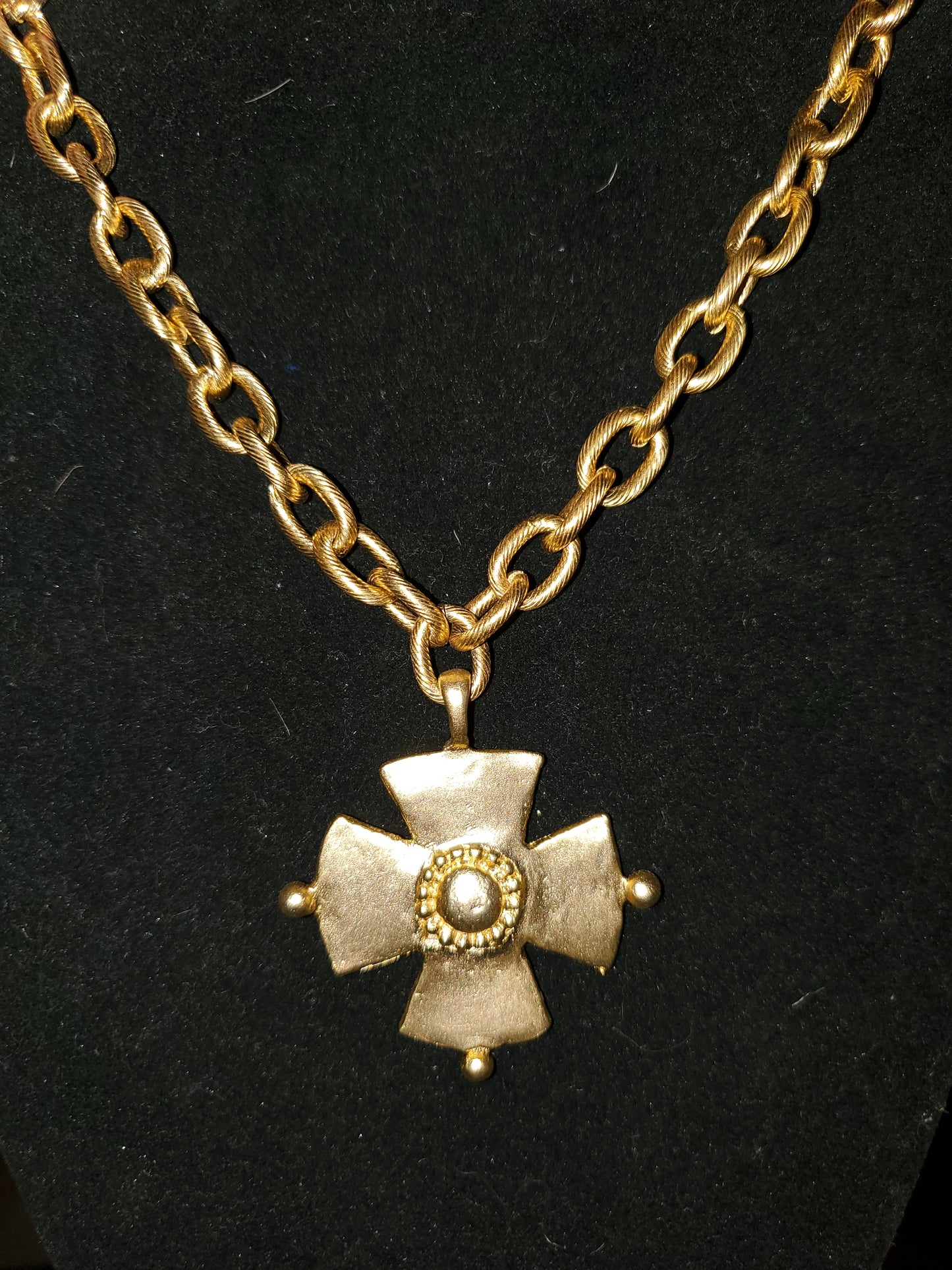 Susan Shaw Gold Cross on Chain Necklace