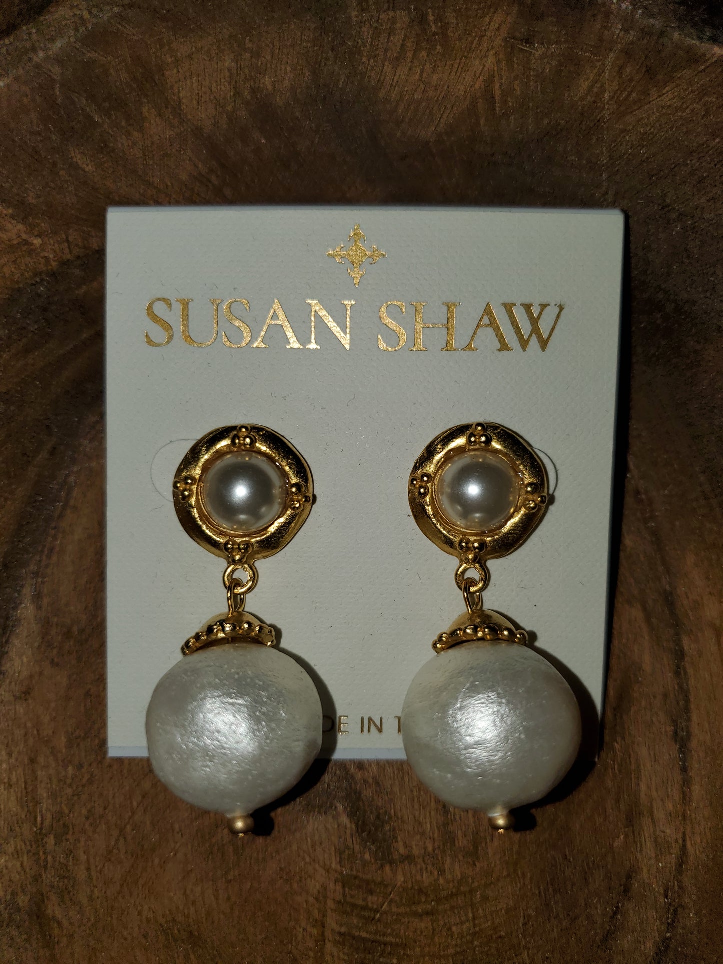 Susan Shaw Gold with Cotton Pearl Earrings