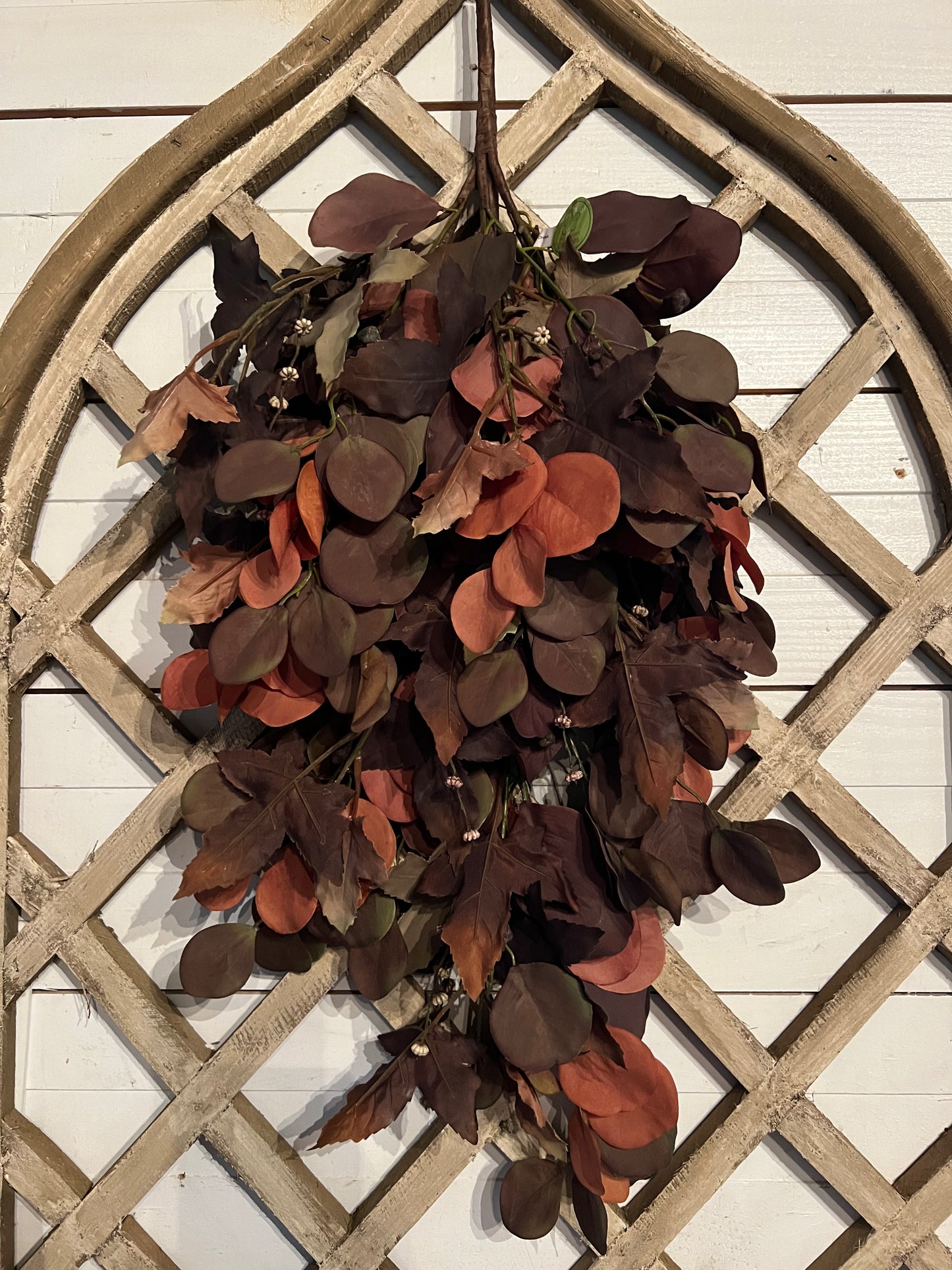 Harvest maple leaf teardrop