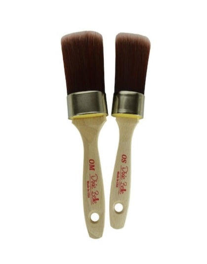 Dixie Belle Paintbrush - Synthetic Oval