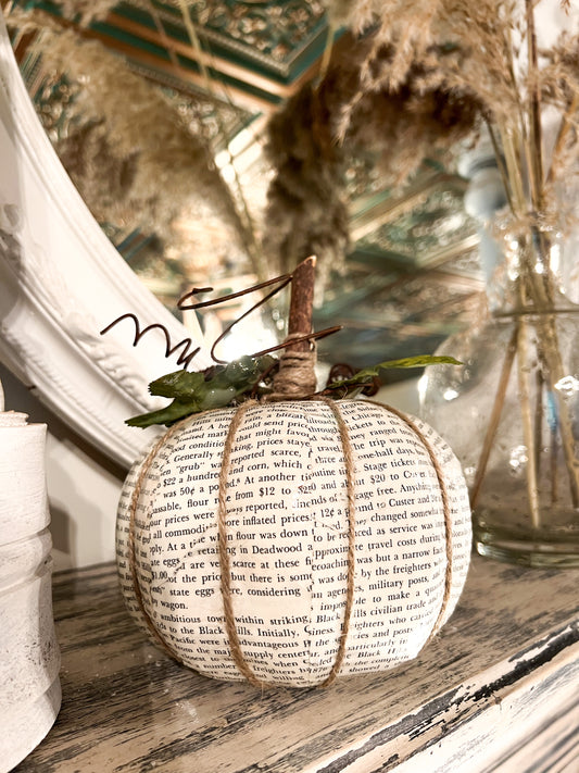 Book page pumpkins