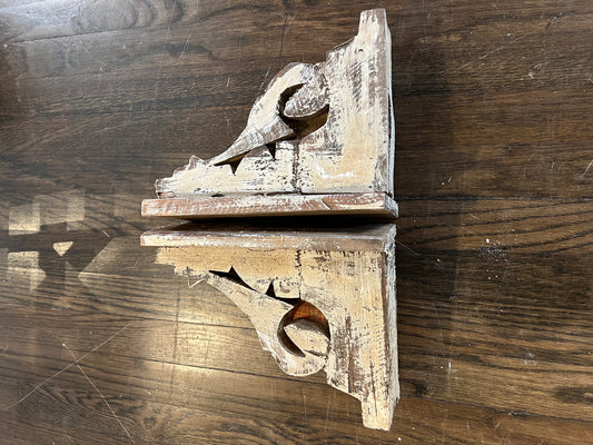 White wood corbel