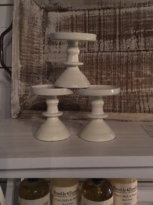 Mini Ivory Pedastal