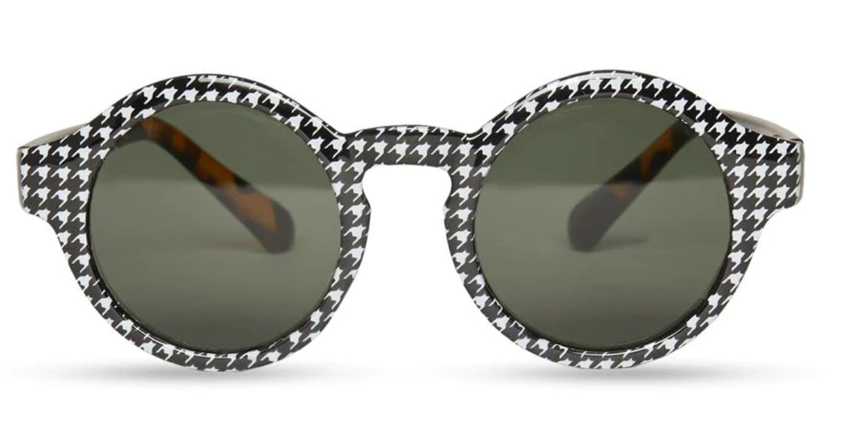 Coco + Carmen sunglasses